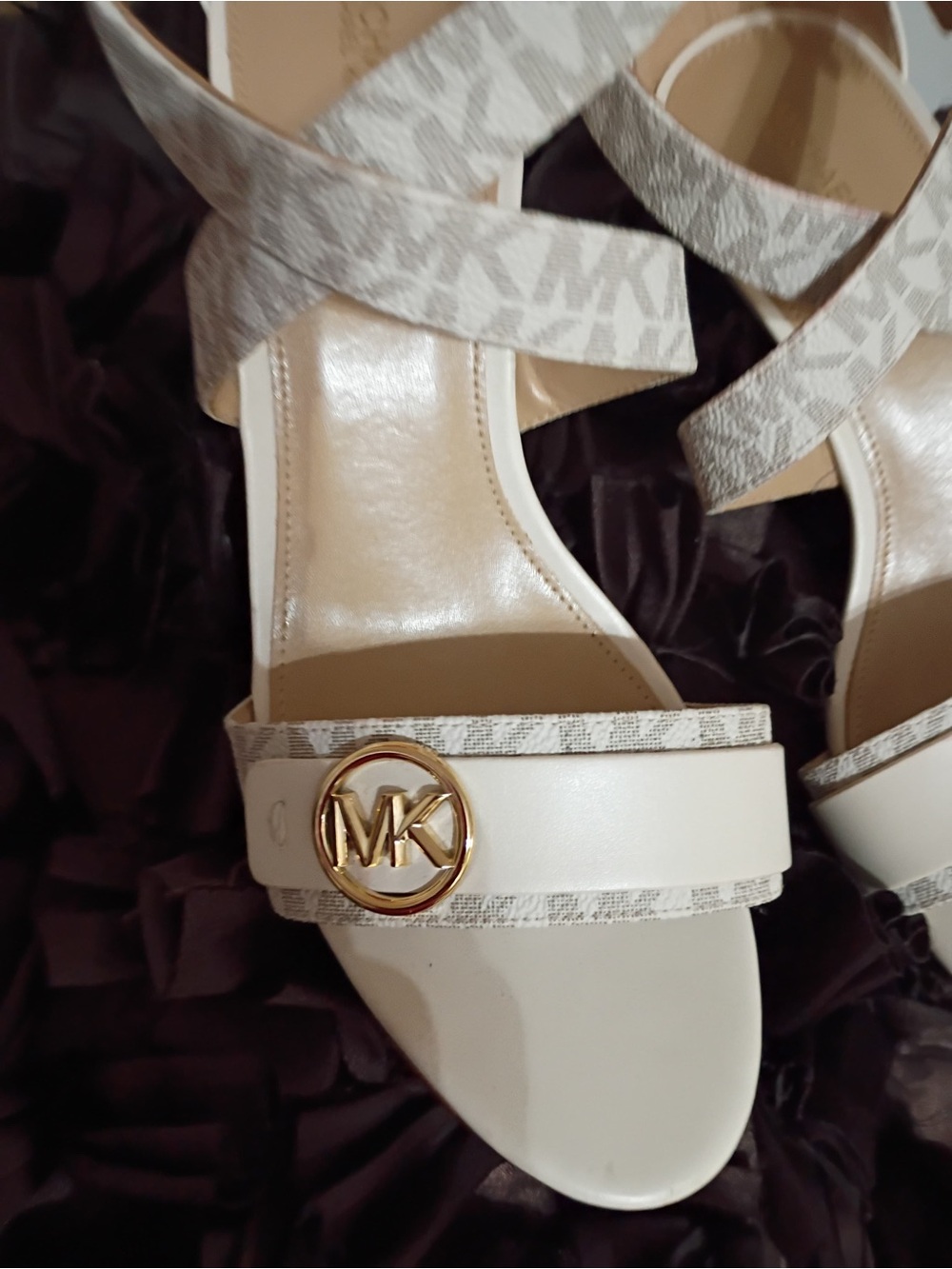 Michael Kors White and Light Gray Logo Strap Wedge Sandals with Gold MK Accent - Picture 7 of 7